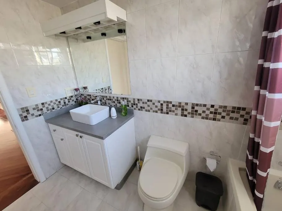 Ferienwohnung Lujoso Apartamento En Bellavista Quito Apartment